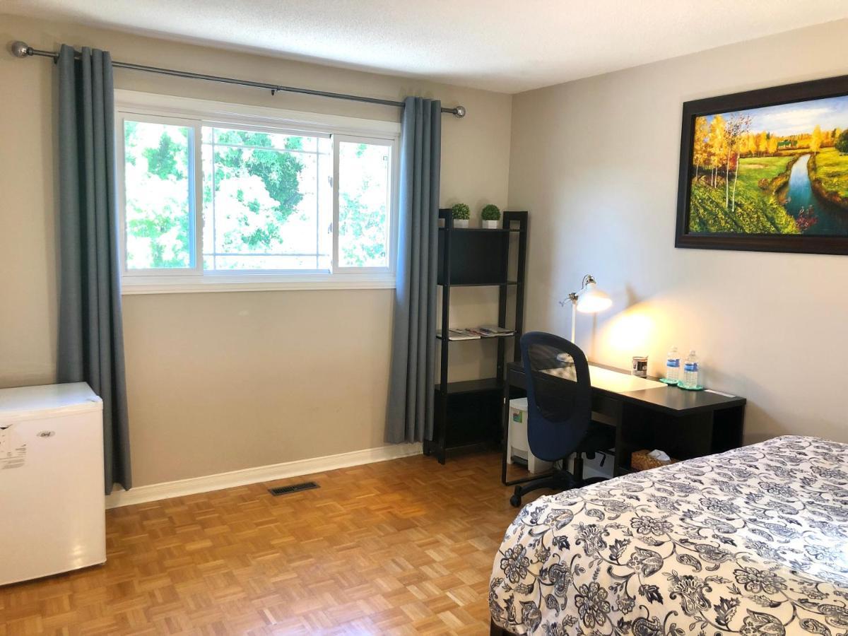 Comfort Rooms Near Toronto Airport Mississauga Exterior photo