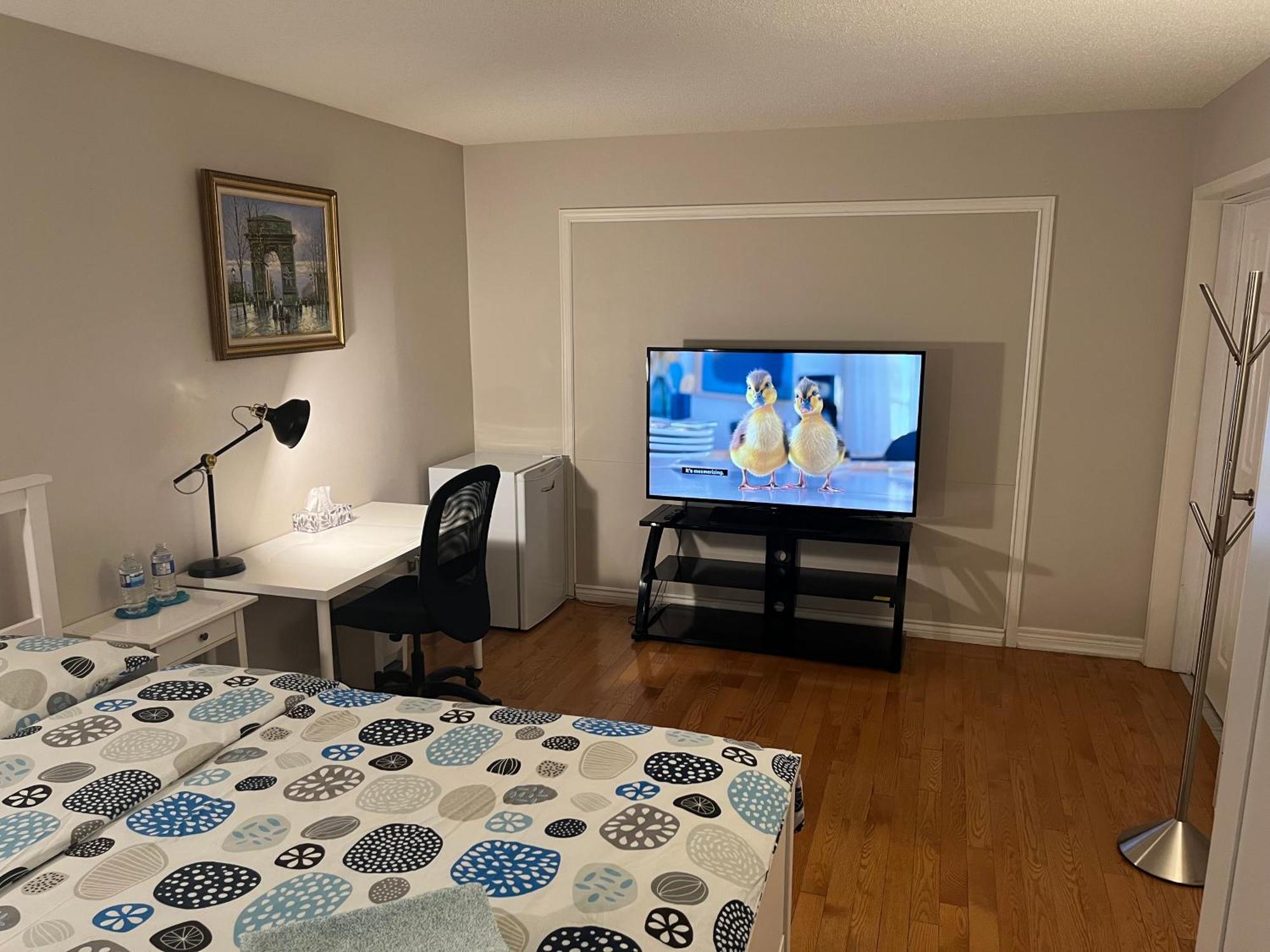 Comfort Rooms Near Toronto Airport Mississauga Room photo